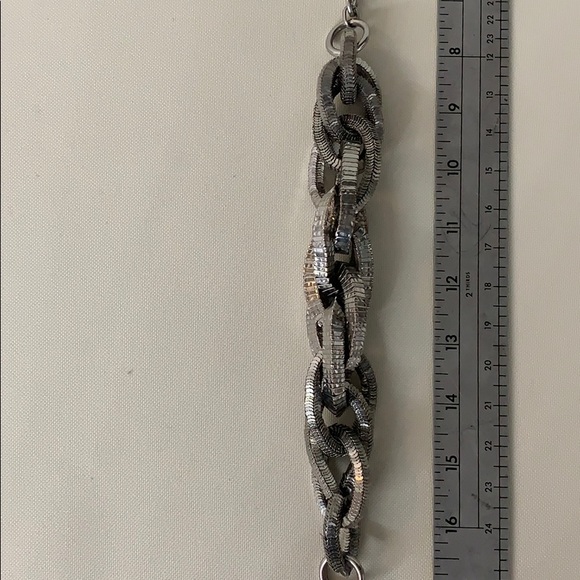 Banana Republic Chunky Interlocking Chain. - Picture 9 of 10